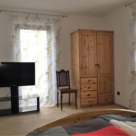 Moderne 3 Mit Separatem Eingang