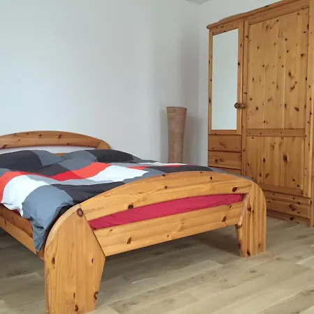 Moderne 3 Mit Separatem Eingang